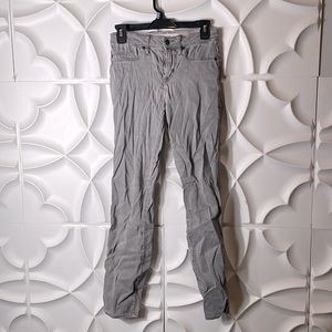 Marc by Marc Jacobs grey bleached stick skinny jeans sz 29.    Gggg